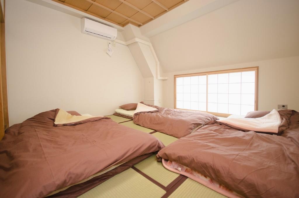 Tokyo Sumidagawa Youth Hostel Room photo